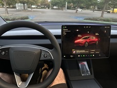 Jízda v Tesle Model 3 Performance