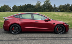Jízda v Tesle Model 3 Performance