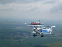 Akrobatický let Christen Eagle II
