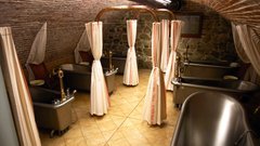 Neomezený wellness pobyt v pivovarském hotelu Chodovar s polopenzí a pivní lázní na 2 noci