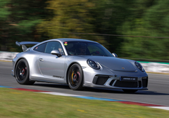 Jízda v Porsche 911 GT3 na velkém závodním Masarykově okruhu v Brně