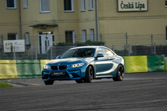 Jízda v BMW M2 F87 na velkém závodním Masarykově okruhu v Brně