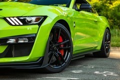 Pronájem Ford Mustang GT 2015 s neomezeným nájezdem kilometrů Praha