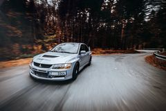 Jízda v závodním Mitsubishi Lancer EVO IX