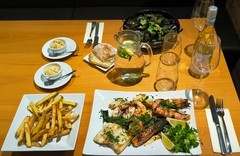 Středomořské degustační menu plné grilovaných mořských dobrot v centru Prahy pro 2 osoby