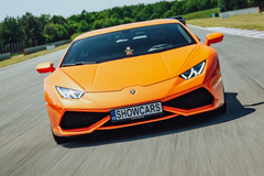 Jízda v Lamborghini na velkém závodním Masarykově okruhu v Brně