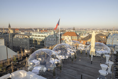 Jedinečné Aperitivo v Pytloun Sky bar & Restaurant Prague s kouzelným výhledem na Prahu