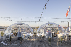 Jedinečné Aperitivo v Pytloun Sky bar & Restaurant Prague s kouzelným výhledem na Prahu