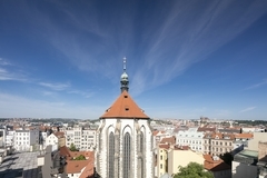 Jedinečné Aperitivo v Pytloun Sky bar & Restaurant Prague s kouzelným výhledem na Prahu