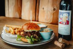 Výjimečné tříchodové degustační menu Souboj na talíři v restauraci Čertovo Břemeno pro 2 osoby