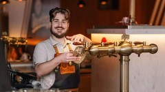 Exkluzivní škola čepování Pilsner Urquell Experience v Praze