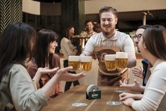 Exkluzivní škola čepování Pilsner Urquell Experience v Praze