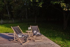 Netradiční pobyt v tiny house s privátní saunou a lahví prosecca uprostřed přírody pro dva