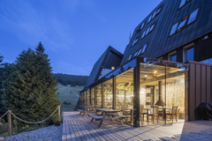 Antistresový wellness pobyt s polopenzí v Pytloun Wellness Hotelu Harrachov****