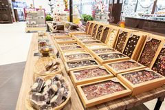 Prohlídka s ochutnávkou i výroba vlastní čokolády v Chocotopii