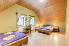 Wellness pobyt pro 3 osoby s polopenzí v srdci Jizerských hor