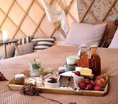 Úžasný glamping v jurtě na samotě uprostřed nádherné podkrkonošské přírody pro 2 osoby