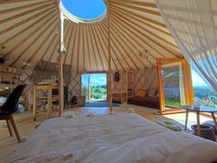 Úžasný glamping v jurtě na samotě uprostřed nádherné podkrkonošské přírody pro 2 osoby