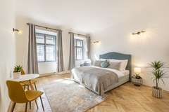 Senzační pobyt se snídaní přímo pod Pražským hradem - Apartmán Deluxe