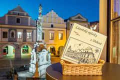 Relaxační pobyt v malebném Hotelu Zlatá hvězda Třeboň**** - pohled z okna na historické náměstí