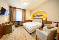Relaxační pobyt v malebném Hotelu Zlatá hvězda Třeboň**** - dvoulůžkový pokoj