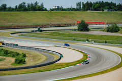 Jízda v Subaru Impreza WRX STI na velkém závodním Masarykově okruhu Brno