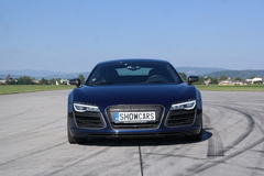 Jízda v Audi R8 4.2 V8 na velkém závodním okruhu