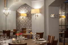 Zážitkové 4chodové menu v zámecké restauraci Chateau Ctěnice v Praze-Vinoři