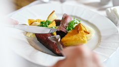 Zážitkové 4chodové menu v zámecké restauraci Chateau Ctěnice v Praze-Vinoři