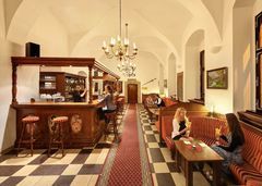 Romantický pobyt se snídaní v kouzelném Českém Krumlově v útulném Hotelu Růže
