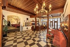 Romantický pobyt se snídaní v kouzelném Českém Krumlově v útulném Hotelu Růže