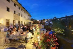 Romantický pobyt se snídaní v kouzelném Českém Krumlově v útulném Hotelu Růže