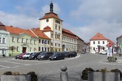 Filmová autoúnikovka po středních Čechách