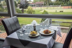 Relaxační pobyt s polopenzí a wellness procedurami v Hotelovém resortu JESENICE