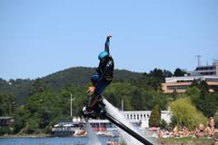 Let na flyboardu