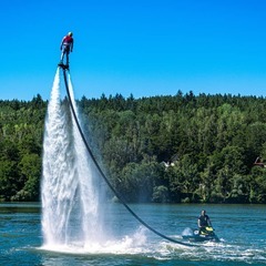 Let na flyboardu