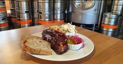 Loď Pivovar - BBQ žebra
