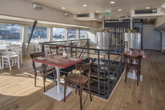 Loď Pivovar- restaurace