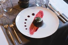 Tříchodové degustační menu v Monastery Garden Bistro