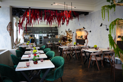 Vynikající 7chodové degustační menu inspirované Japonskem v restauraci Katchi v Praze pro 2 osoby