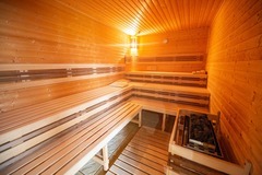 Pobyt v unikátním Vigvam resortu pro dva s polopenzí, piknikem a wellness