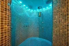 Hotel & Wellness Queens