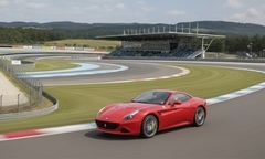 Jízda ve Ferrari California T na závodním okruhu Slovakiaring