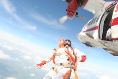 Tandemový seskok Prostějov z výšky 3 000 metrů