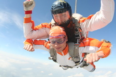 Tandemový seskok Prostějov z výšky 3 000 metrů