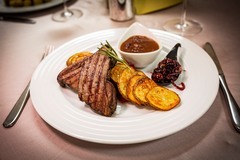 Romantický pobyt v útulném resortu Hotel & Garden U Holubů s piknikem v přírodě na 2 noci