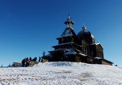 Soukromý adrenalinový let vrtulníkem po celé ČR