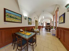 Noc na zámku Křtiny v Moravském krasu s polopenzí pro 2 osoby