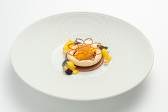 Zážitková noc v hotelu Bookquet se snídaní a degustační 6chodovou večeří