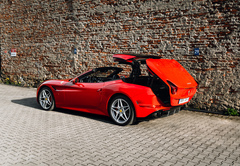 Ferrari California T